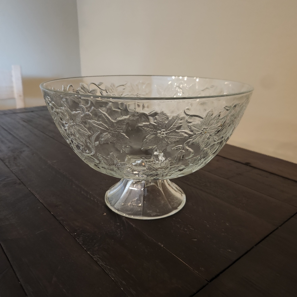 Princess House Fantasia Serving Pedestal Compote Bowl - Picture 5 of 5